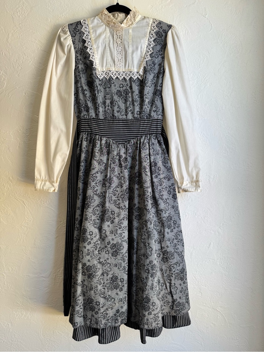 Vintage Gunne Sax 1980s Midi Dress Lace Yoke Long Sleeve Victorian Revival Sz 7